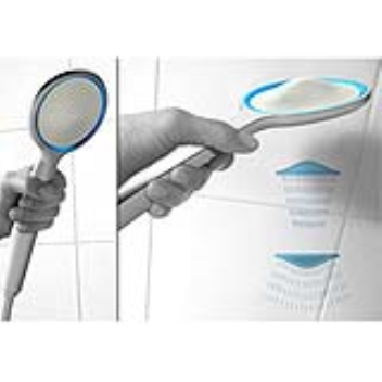 The flexible head lets you easily change the flow of the water