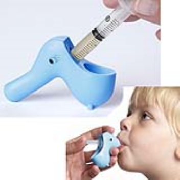 A gadget which ensures exact and pleasant medication of children