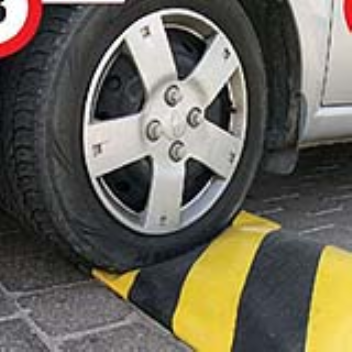 Soft speed bumps to promote the smoothness of the car