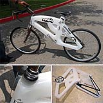 Bicycle which consists entirely of reinforced and unreinforced recyclable polypropylene