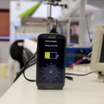 Bio-Organic Battery That Recharges In 30 Seconds