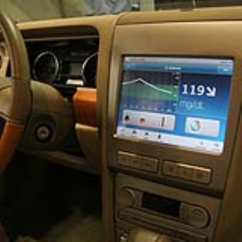 Car equipped with a wireless glucose monitoring system