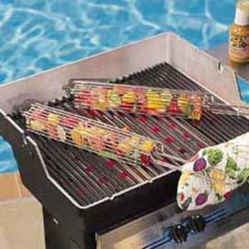 BBQ basket for easier skewer cooking