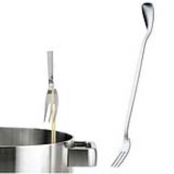 Food tasters device with a spoon, fork and pasta hook