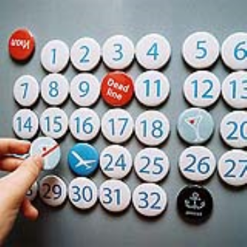 Customized magnetic calendar